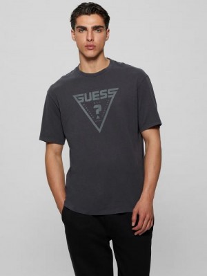 Guess Alino Triangle Signature Tee Zwart | GUESS-SN31581