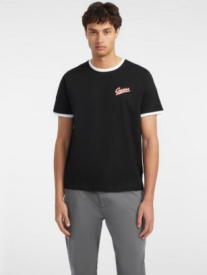 Guess Chest Script Logo Tee Zwart | GUESS-SN30584