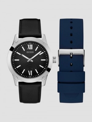 Guess Crescent Silver-Tone Silicon Analog Watch Zilver | GUESS-SN31620
