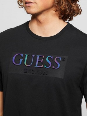 Guess Eco Iridescent Signature Tee Zwart | GUESS-SN30673