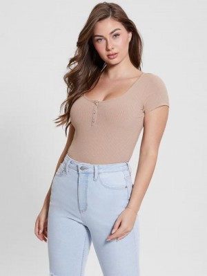 Guess Eco Karlee Henley Tee Beige | GUESS-SN27420