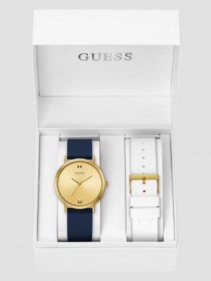 Guess Gold-Tone Analog Watch with White Silicone Strap Goud | GUESS-SN31626