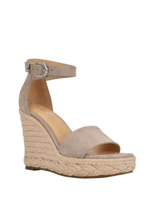 Guess Hidy Suede Espadrille Wedges Bruin | GUESS-SN29618