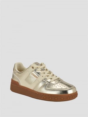 Guess Inart Suede Sneakers Goud | GUESS-SN29508
