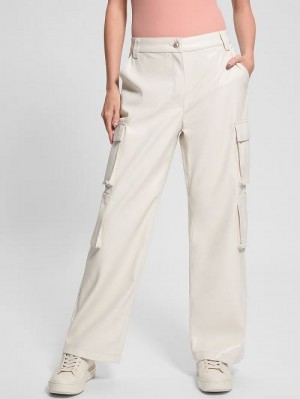 Guess Kori Faux-Leather Cargo Pants Wit | GUESS-SN28268