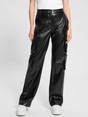 Guess Kori Faux-Leather Cargo Pants Zwart | GUESS-SN28322
