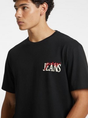 Guess Mixed Chest Logo Tee Zwart | GUESS-SN30600