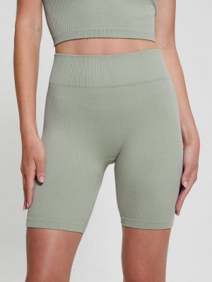 Guess Sara Seamless Biker Shorts Groen | GUESS-SN28464