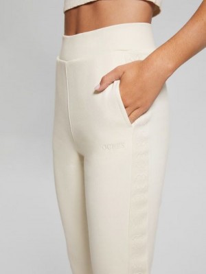 Guess Stacie Logo-Tape Joggers Wit | GUESS-SN28439