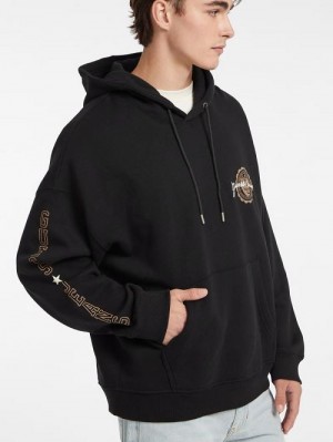 Guess Stamp Logo Hoodie Zwart | GUESS-SN31016
