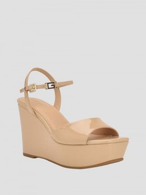 Guess Zione Patent Wedges Beige | GUESS-SN29669