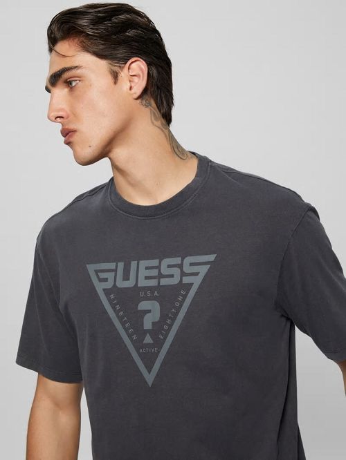 Guess Alino Triangle Signature Tee Zwart | GUESS-SN31581