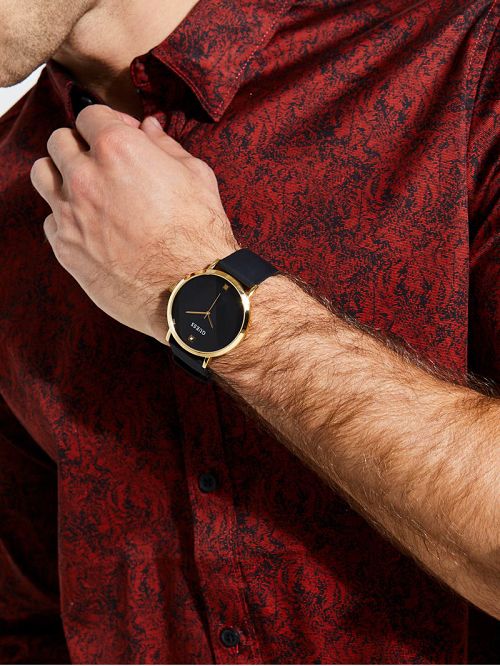 Guess Black and Gold-Tone Analog Watch Zwart | GUESS-SN30006