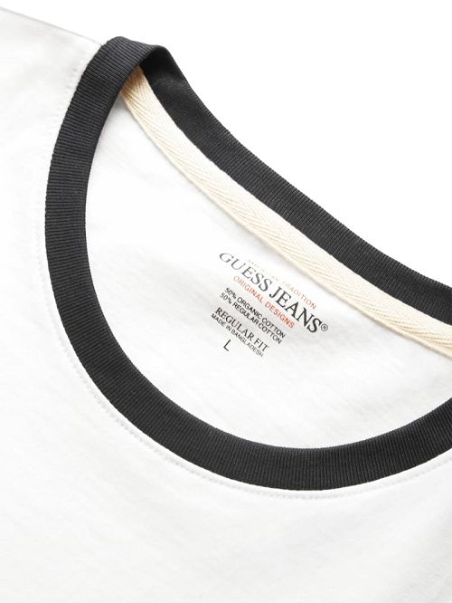 Guess Chest Script Logo Tee Wit | GUESS-SN30598