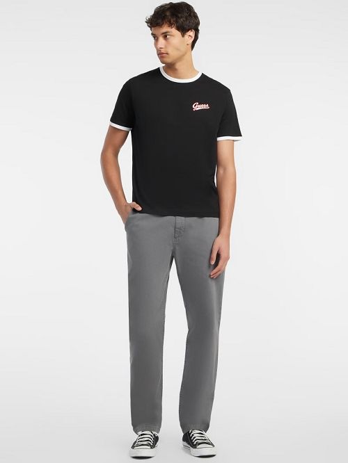 Guess Chest Script Logo Tee Zwart | GUESS-SN30584
