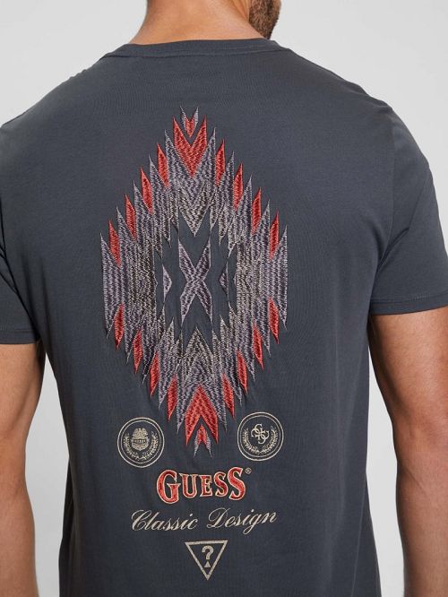 Guess Eco Southwestern Tee Zwart | GUESS-SN30685