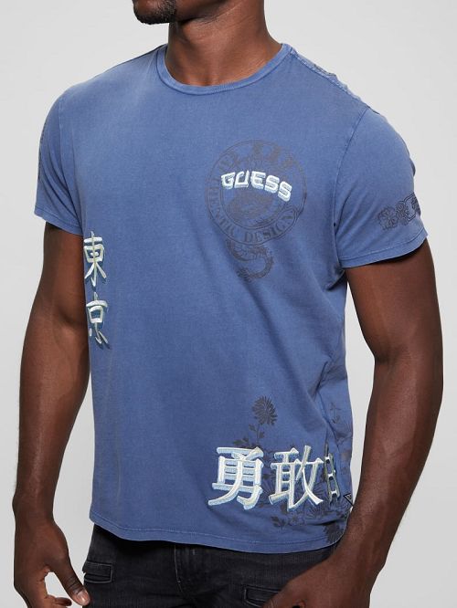Guess Eco Tokyo Stamps Tee Blauw | GUESS-SN30472