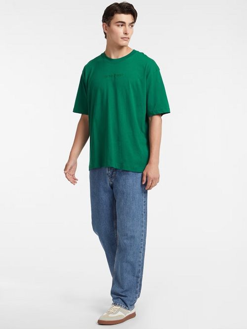 Guess Embroidered Logo Tee Groen | GUESS-SN30573