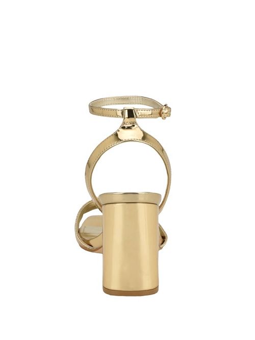 Guess Gelyae Block Heels Goud | GUESS-SN29837