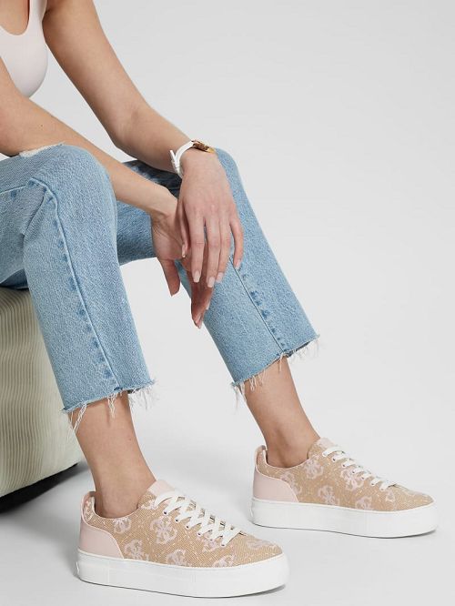 Guess Giaa Logo Print Low-Top Sneakers Beige | GUESS-SN29505
