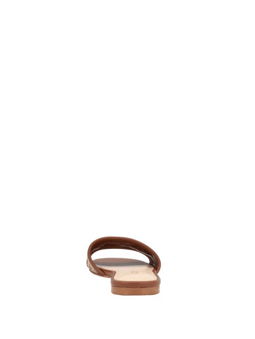 Guess Hammi Logo Slide Sandals Bruin | GUESS-SN29691
