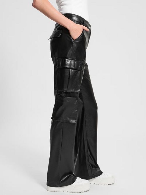 Guess Kori Faux-Leather Cargo Pants Zwart | GUESS-SN28322