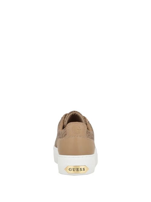 Guess Logo Print Low-Top Sneakers Beige | GUESS-SN29570