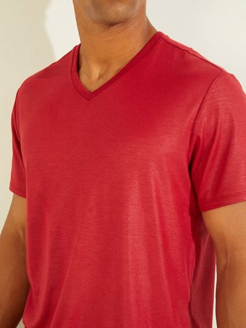Guess Mason V-Neck Tee Rood | GUESS-SN30552