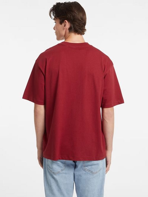 Guess Mini Patch Tee Rood | GUESS-SN30661