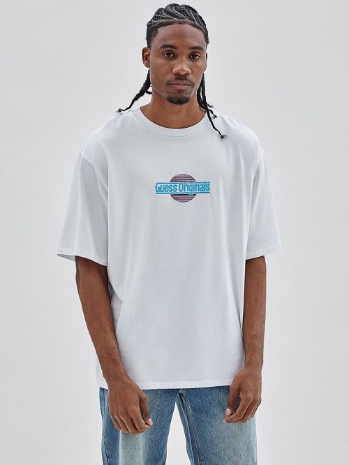 Guess Originals Eco Sunset Logo Tee Wit | GUESS-SN30483