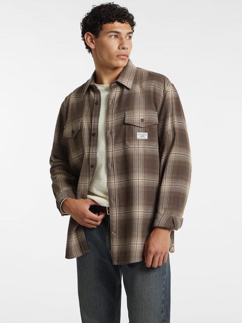 Guess Plaid Long-Sleeve Pocket Shirt Bruin | GUESS-SN30991