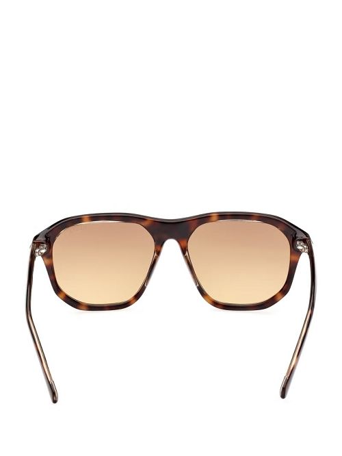 Guess Plastic Navigator Sunglasses Bruin | GUESS-SN31813