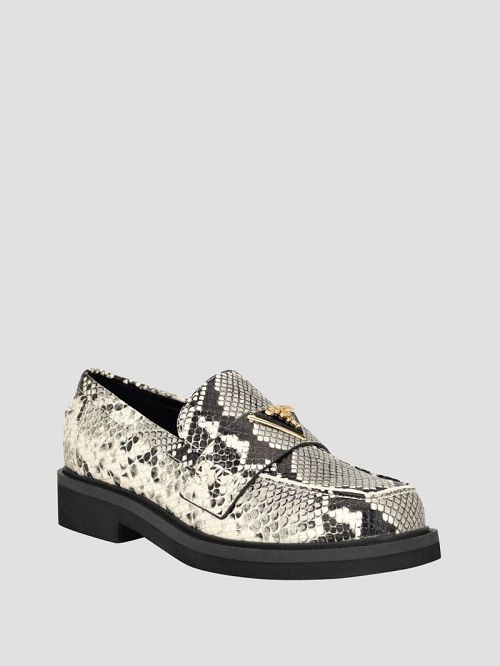 Guess Shatha Triangle Loafers Zwart | GUESS-SN29874