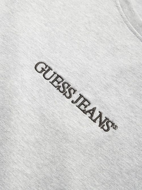 Guess Slim Embroidered Logo Tee Grijs | GUESS-SN30575