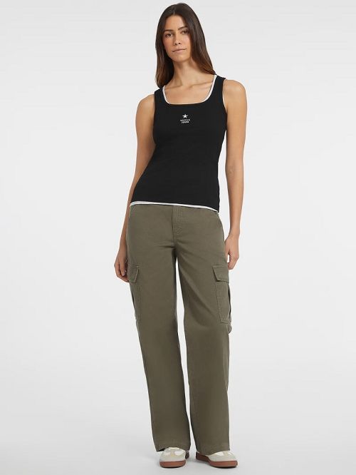 Guess Slim Embroidered Star Tank Zwart | GUESS-SN27179