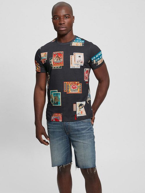 Guess Stamp Collection Tee Zwart | GUESS-SN30533