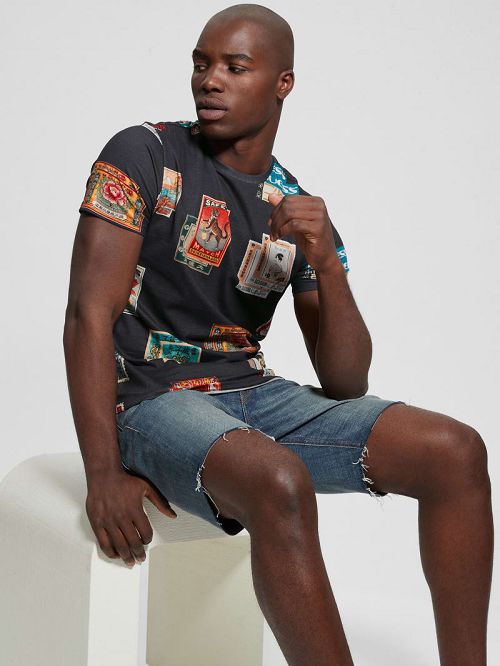 Guess Stamp Collection Tee Zwart | GUESS-SN30533