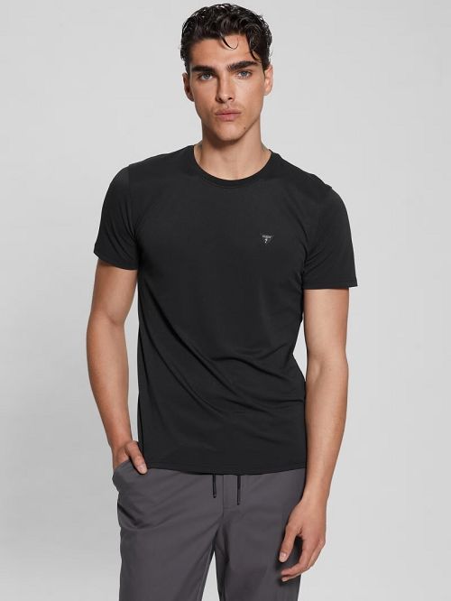 Guess Tech-Stretch Patch Tee Zwart | GUESS-SN30626