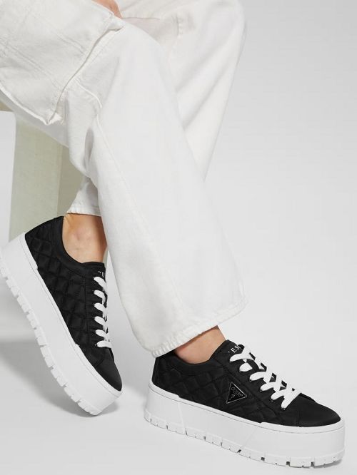 Guess Tesie Quilted Platform Sneakers Zwart | GUESS-SN29526