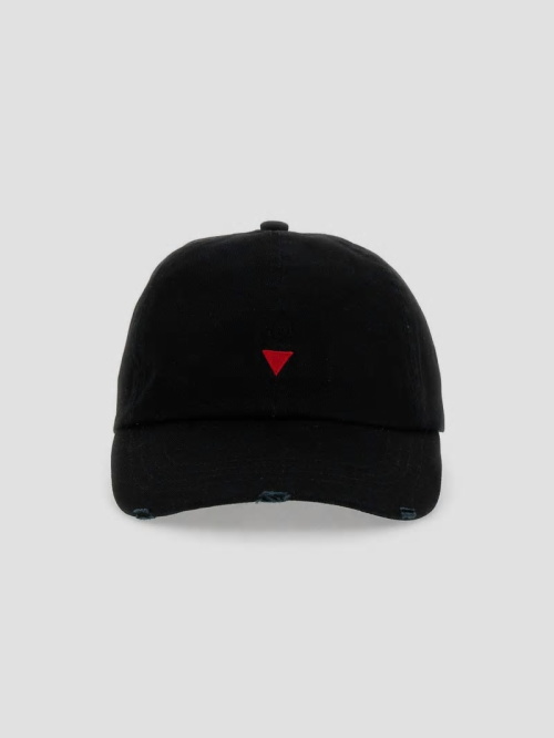 Guess Triangle Distressed Baseball Hat Zwart | GUESS-SN31932